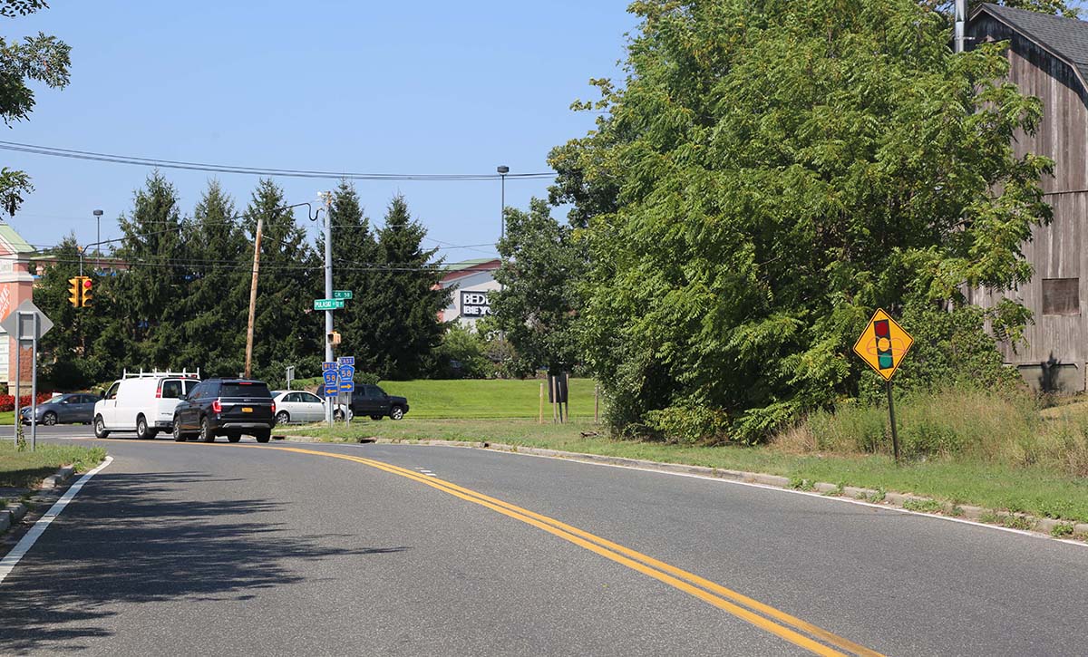 Neighbors say Riverhead doesn't need another car wash Riverhead News