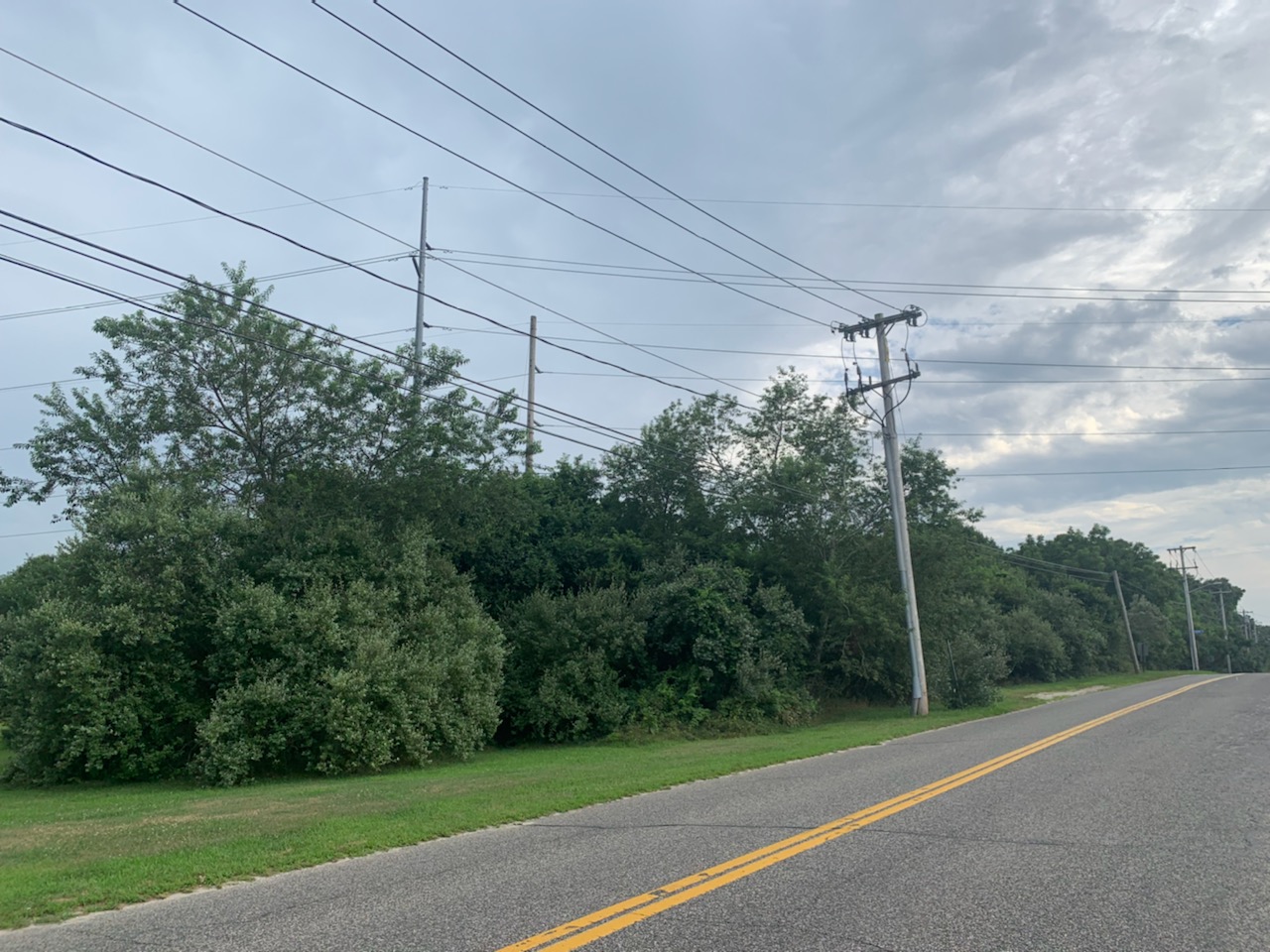 Calverton warehouse distribution center faces opposition from residents