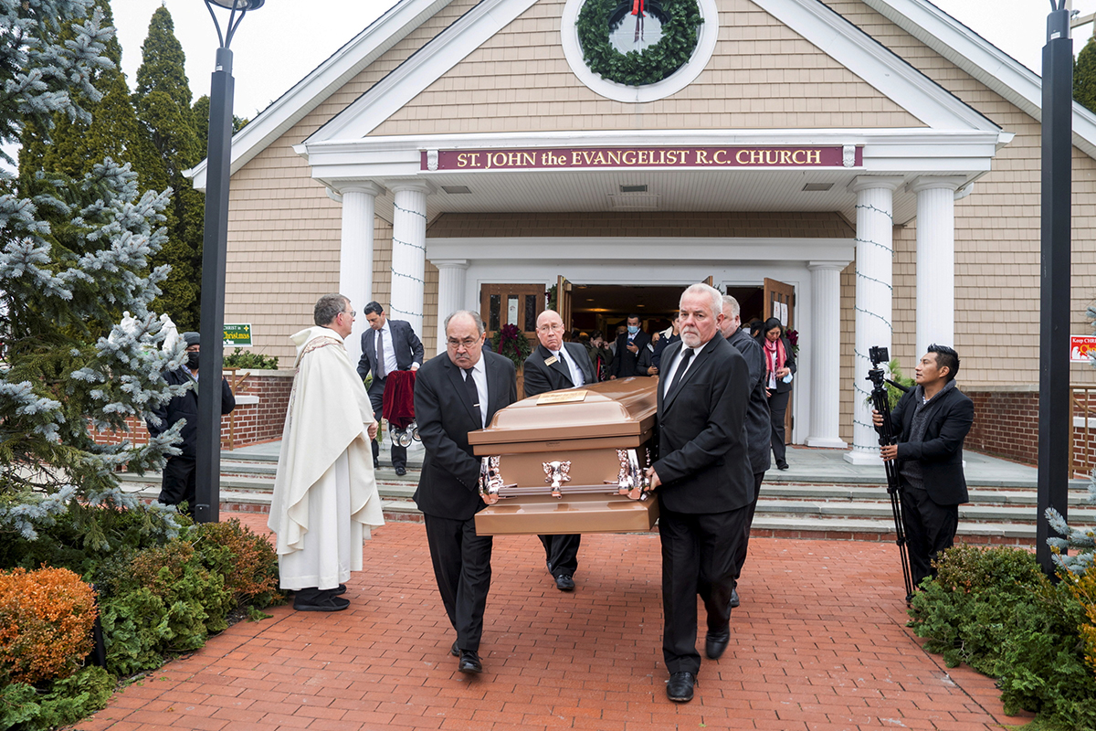 Hundreds attend funeral for Sister Margaret Smyth, ‘a woman of joy and