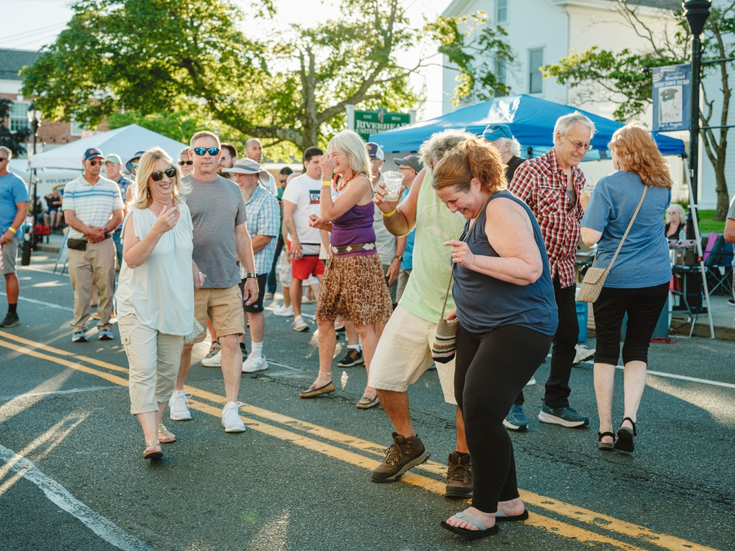 Alive on 25 hosts its first event of the summer on Thursday, Aug. 6