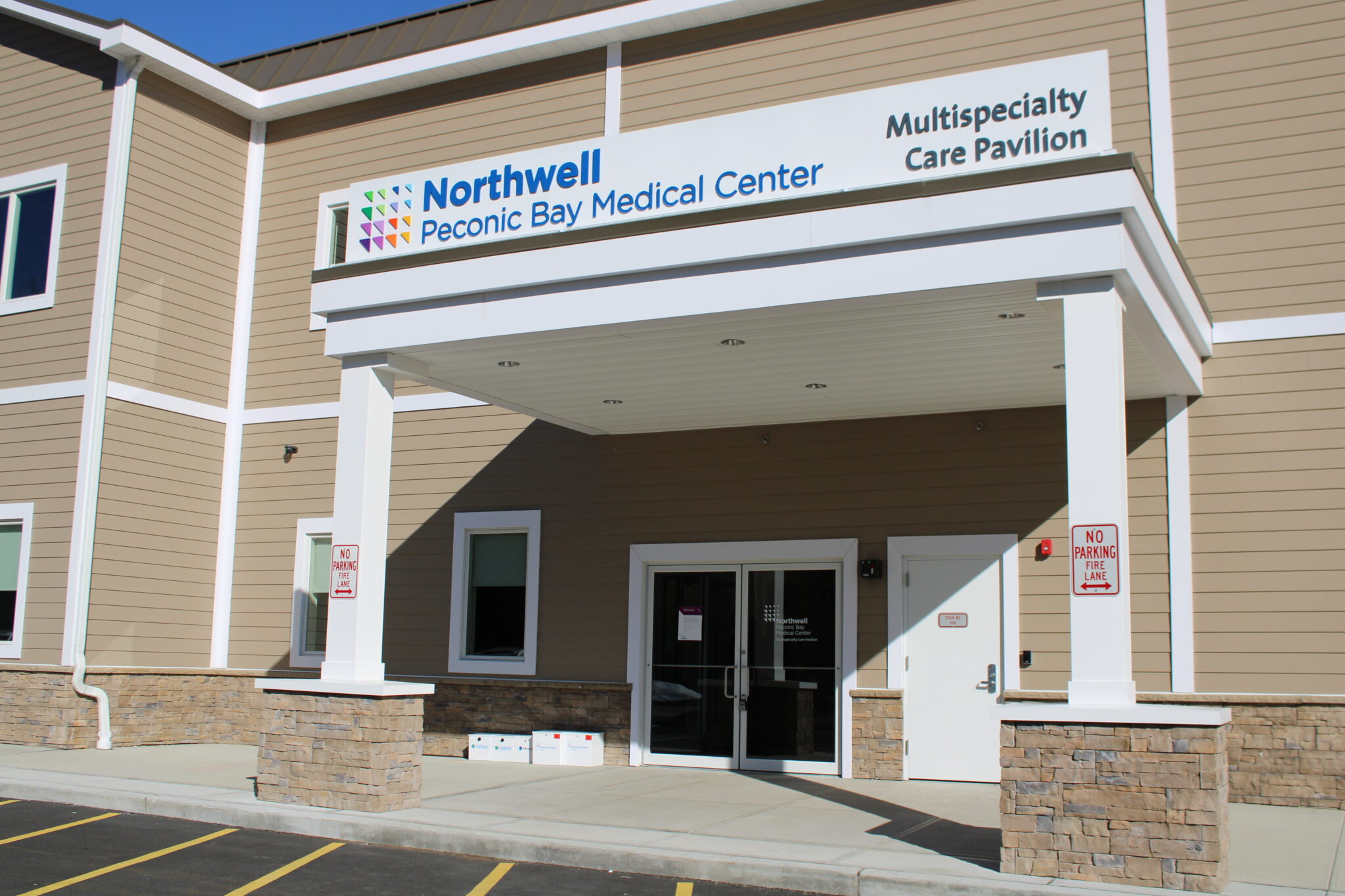 Northwell cuts the ribbon for new women's health center in Manorville