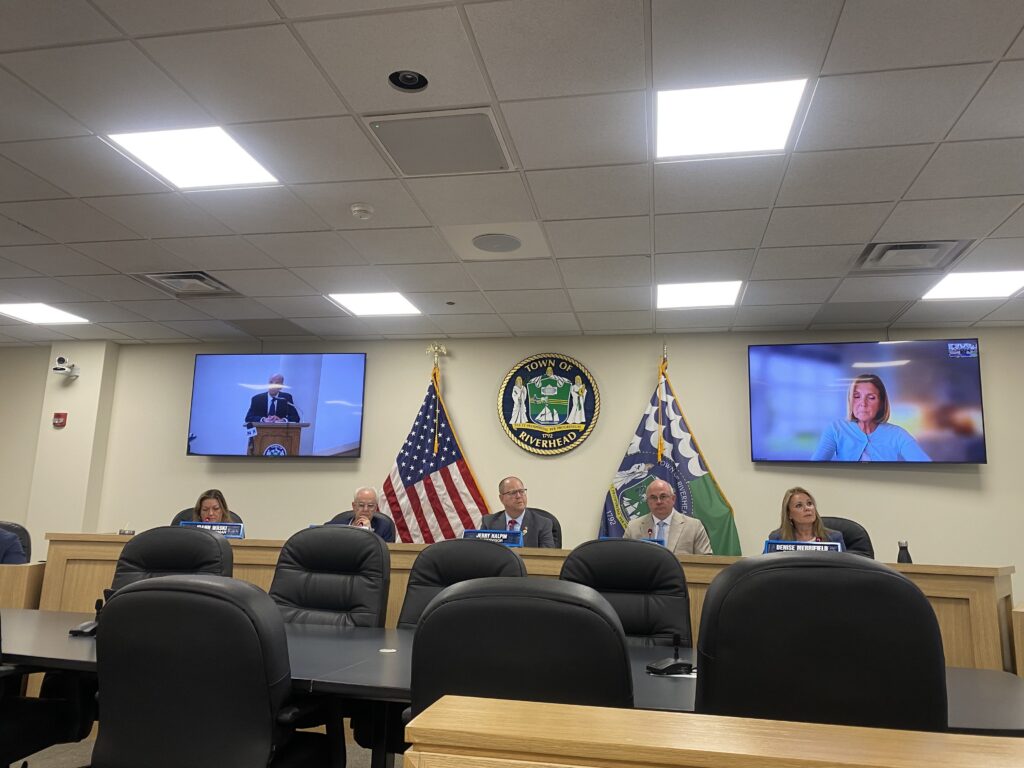 Riverhead moves closer to seizing Science Center site after heated hearing
