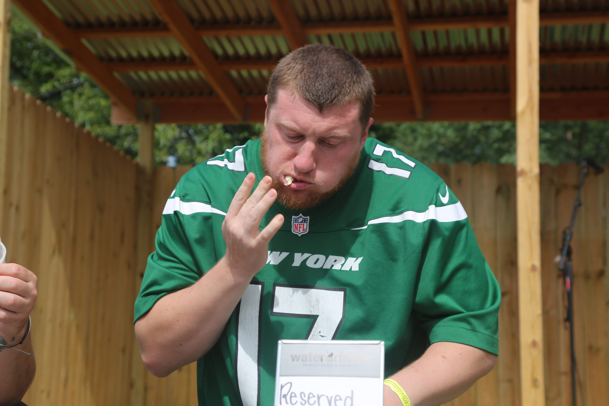 Photo gallery: Garlic-eating champ downs 21 cloves at Waterdrinker festival