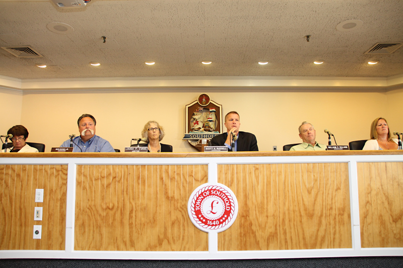 Southold Town passes shortterm rental law with 14night minimum The