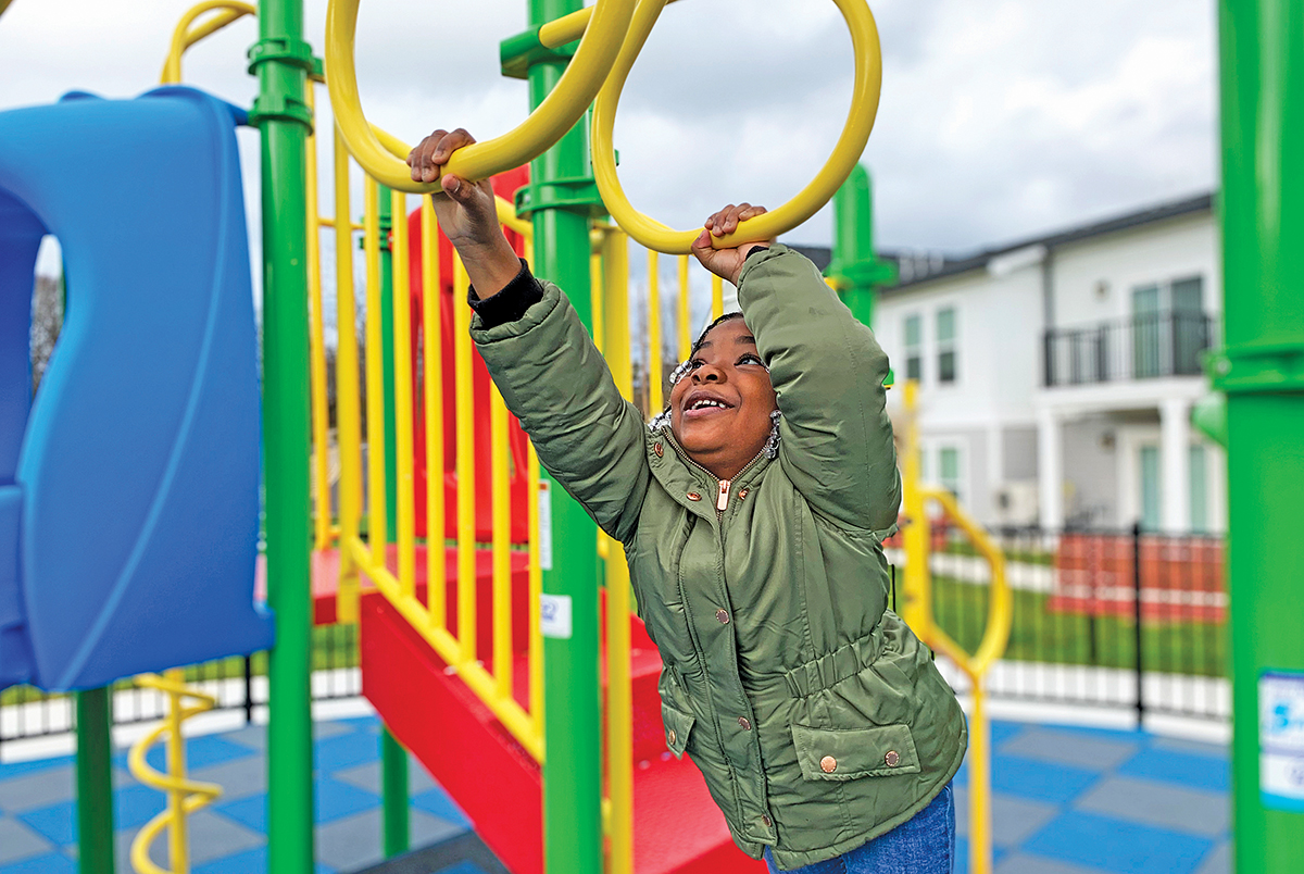 Greenport natives settle in among first residents of Vineyard View