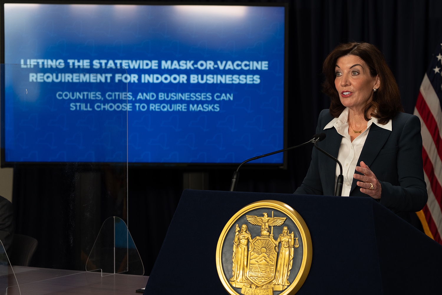 Indoor mask mandate to expire Thursday as COVID-19 cases steadily ...