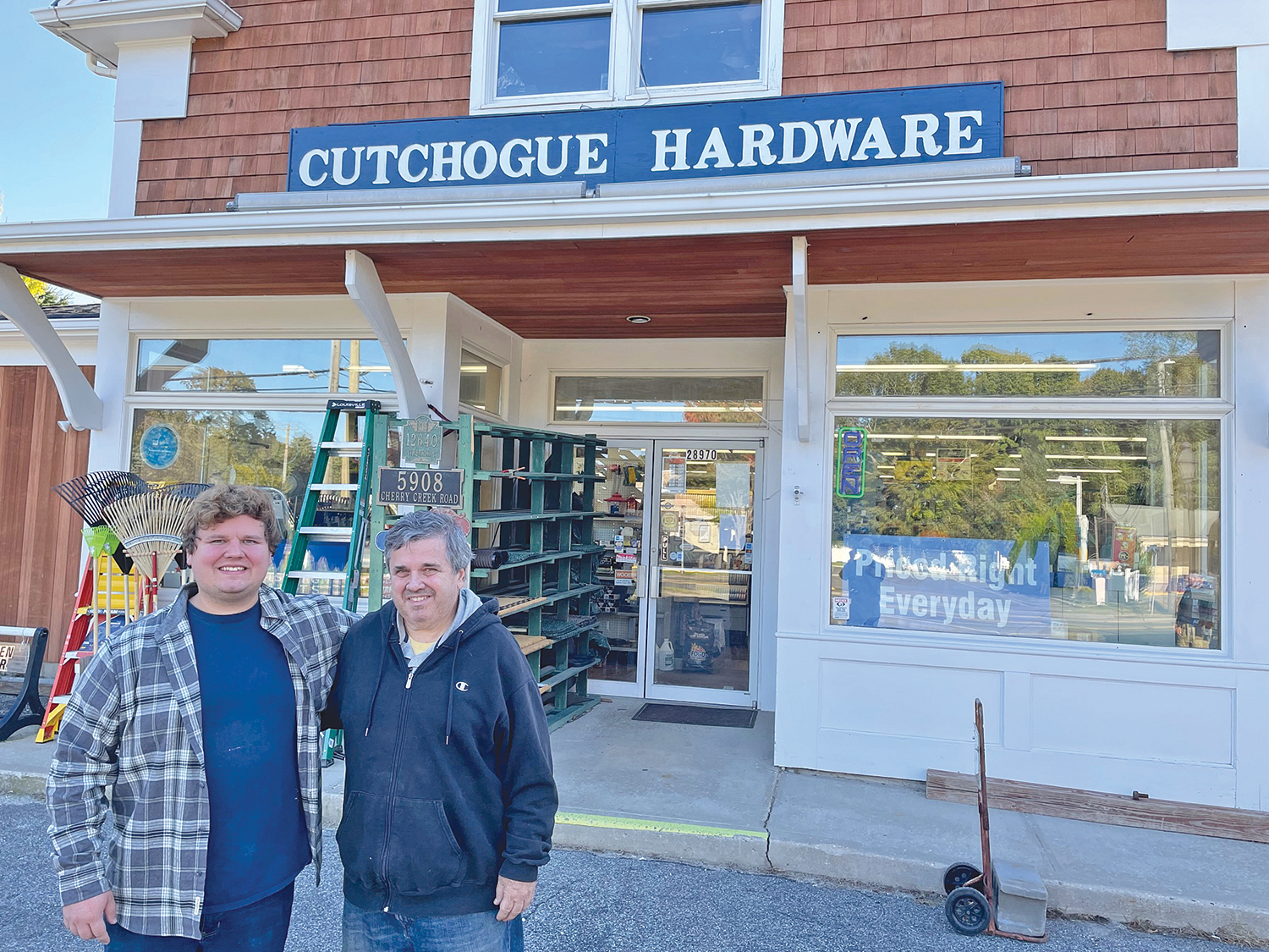 After nearly 40 years in the business, Robert Molchan retires