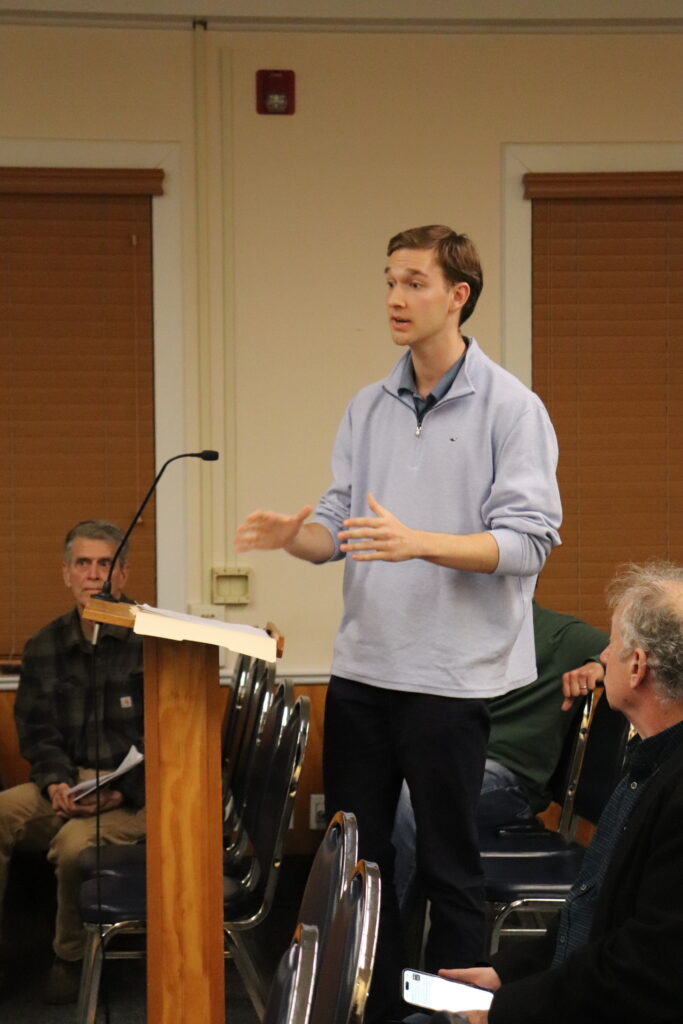 Southold issues stop-work order at controversial 6,000-hen egg farm Southold issues stop-work order at controversial 6,000-hen egg farm