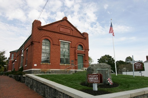 Southold, Floyd Memorial libraries hold budget votes May 19