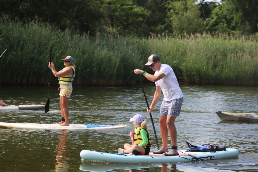 Photo gallery: Lobsterfest, corn, hoops tournament and Paddle Battle