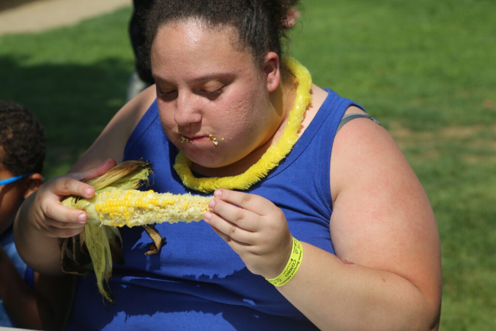 Photo gallery: Lobsterfest, corn, hoops tournament and Paddle Battle