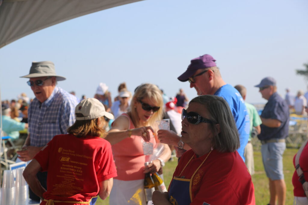 Photo gallery: Lobsterfest, corn, hoops tournament and Paddle Battle