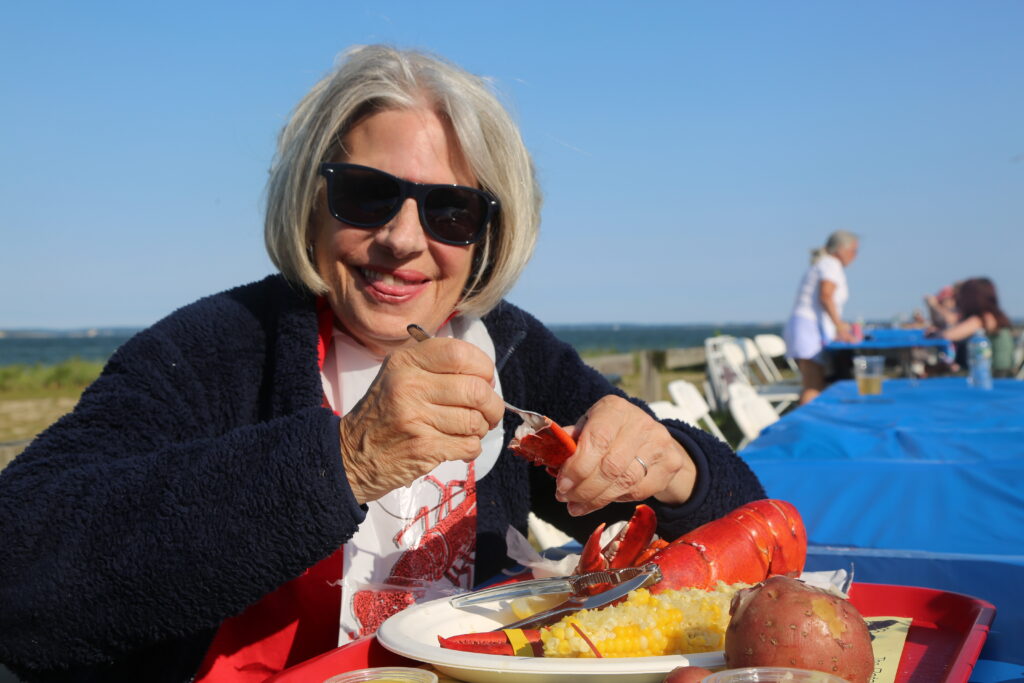 Photo gallery: Lobsterfest, corn, hoops tournament and Paddle Battle