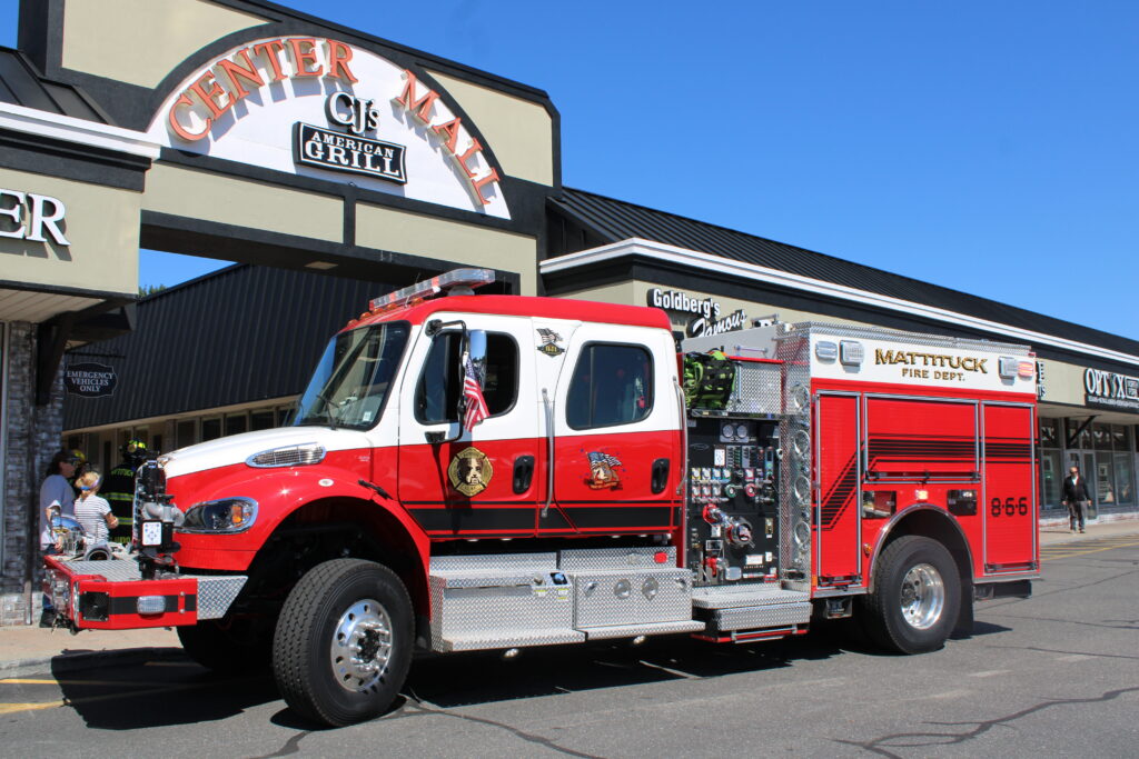 Fire at Goldberg’s Famous Bagels temporarily closes Mattituck Plaza businesses