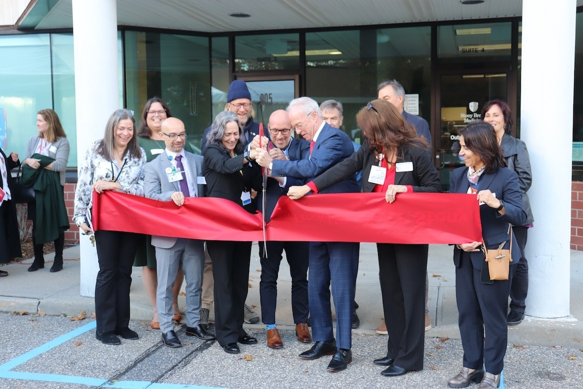 Healthcare pros welcome new clinic for mental health, substance abuse