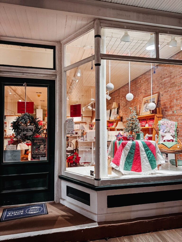 Twinkle, treats and treasure hunting at Southold and Greenport's